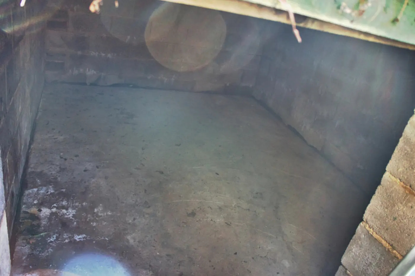 The concrete bunker (3)