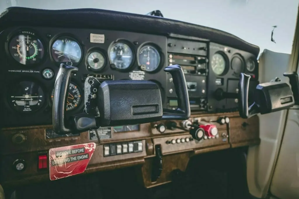 Flight deck controls