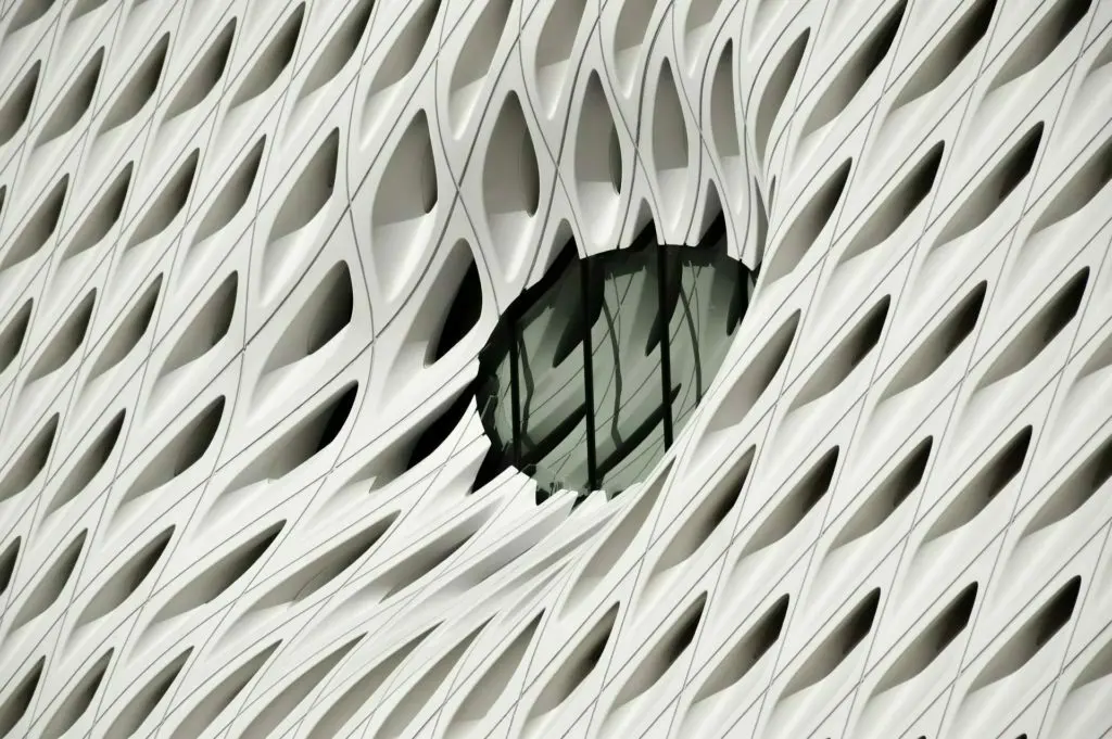 Object hitting and bending a wall