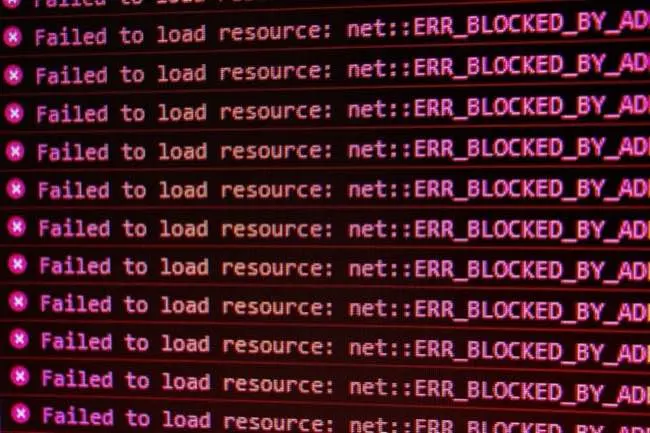Auto-generated description: A screen displays repeated error messages indicating failure to load resources.