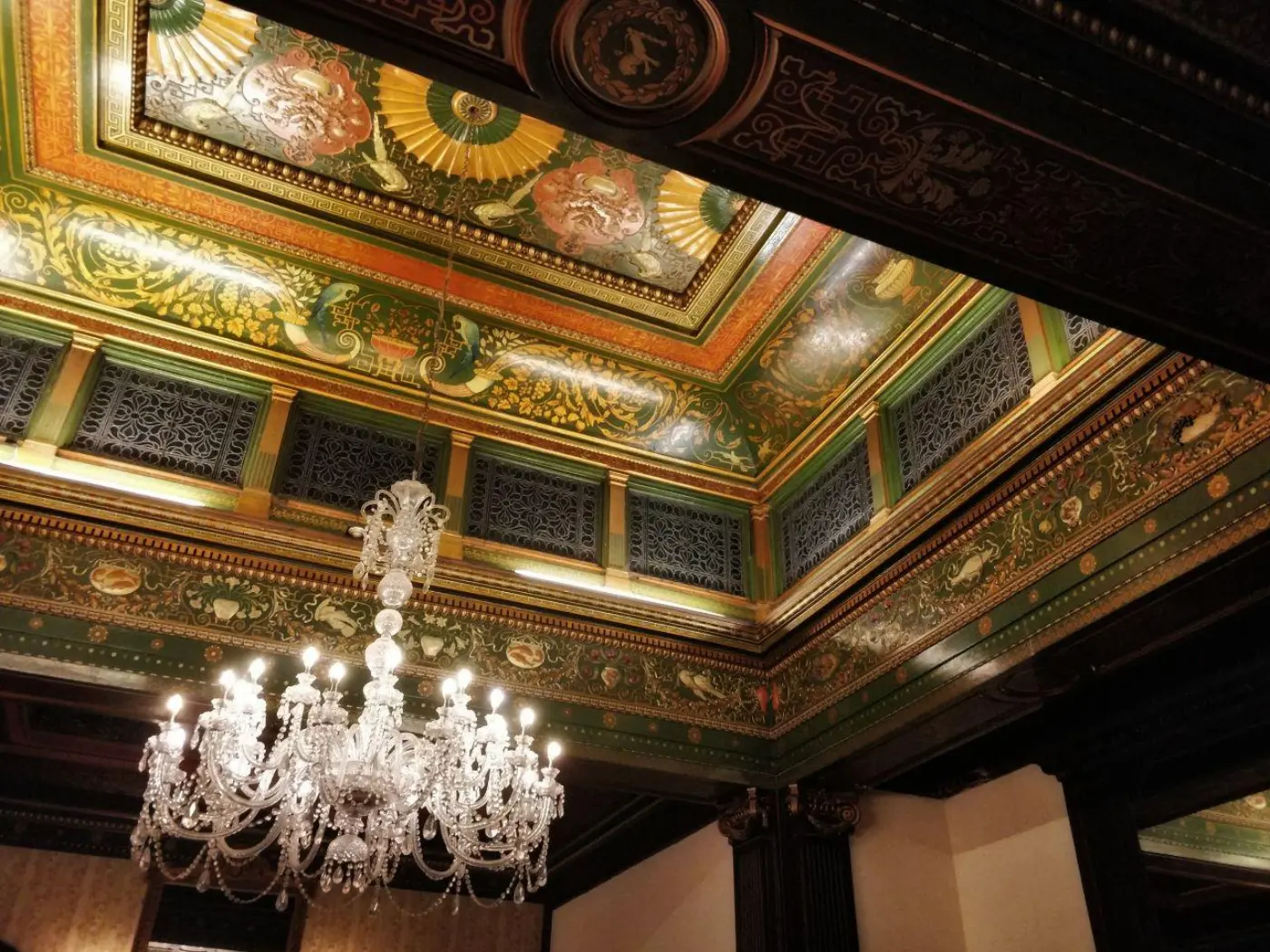 Wortley Hall ceiling